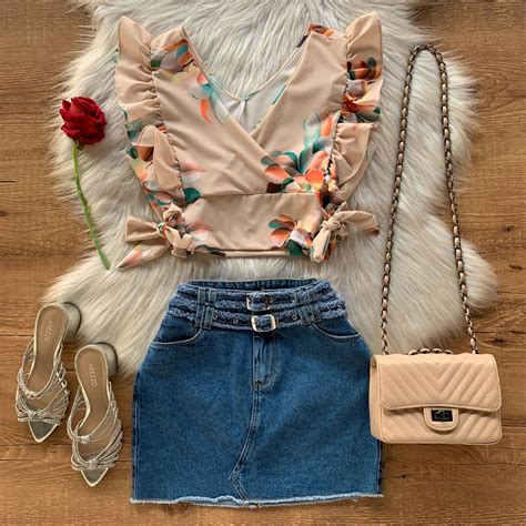 CROPPED FLORAL BABADOS NÓZINHOS LATERAIS NUDE Dondoca Moda Feminina Dondoca Moda Feminina