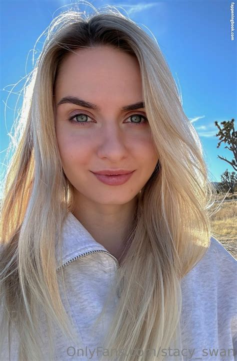 Stacy Swan Stacy Swan Nude OnlyFans Leaks The Fappening Photo FappeningBook