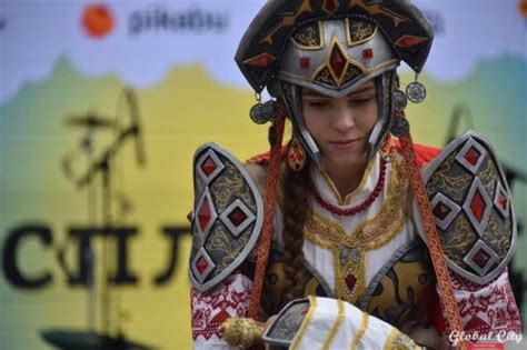 Подготовка к косплей-фестивалю: как создать свой образ и сколько это ...