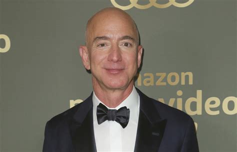 El Viaje Al Espacio Anunciado Por Jeff Bezos Provoca Un Aluvi N De