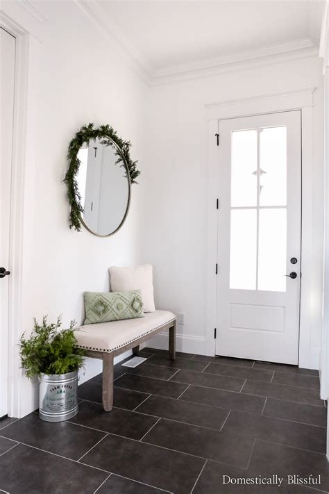Entryway Christmas Decor