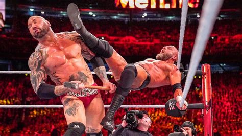 5 WWE Matches Batista Could Have At WrestleMania 39