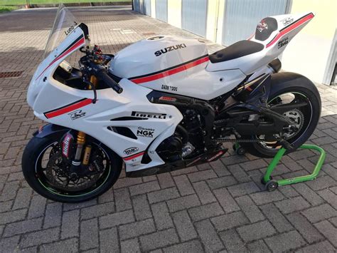 Vendo Suzuki Gsx R R Usata A Fornovo Di Taro Codice