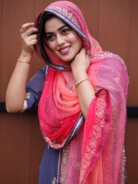 Shamna Kasim Hot Photos Pics New Images HD Wallpapers