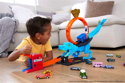 Hot Wheels City Track Set With 1 Toy Car Race Through A Giant Loop To Defeat A Big Dinosaur T