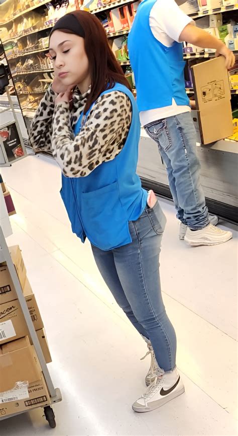 Sexy Short Walmart Latina Tight Jeans Forum