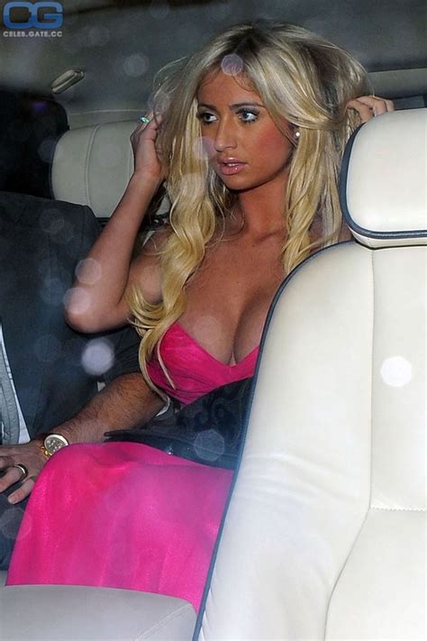 Chantelle Houghton Nude Pictures Onlyfans Leaks Playboy Photos Sex Scene Uncensored