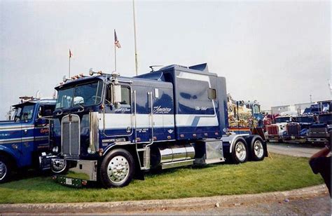 KW K100 Flat Top Aerodyne Back Room Big Trucks Kenworth Trucks