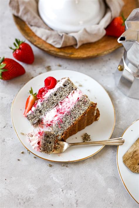 Beeren Mohn Naked Cake Cookiteasy By Simone Kemptner