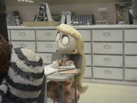 Weird Girl - Frankenweenie Photo (32659616) - Fanpop