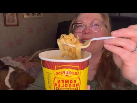 Trying New Old El Paso Ramen Noodles Beef Birria Youtube