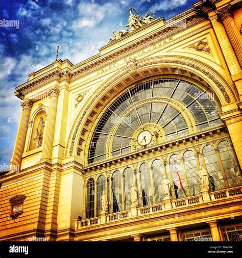 Budapest Keleti Railway Station Hungary Stock Photo Alamy