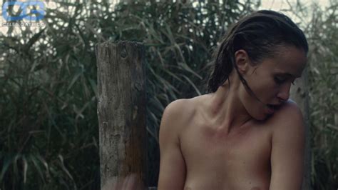 Peri Baumeister Nude Pictures Photos Playboy Naked Topless Fappening