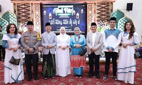 Pj Walikota Palembang Ratu Dewa Open House Di Rumah Dinas Lebaran Idul