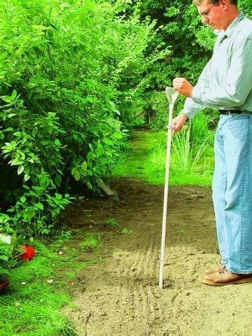 Seed planting device ! I present to your attention a simple device for ...