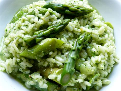 Risotto Mit Spargel Und Rucola Pesto Magentratzerl De