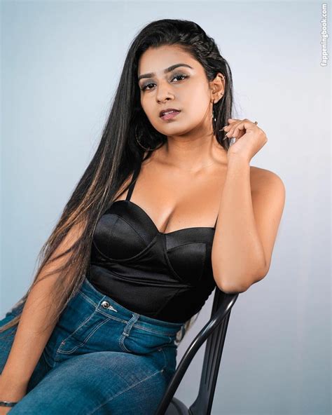 Suhana Khan Suhuuu Nude The Fappening Photo 2648655 FappeningBook