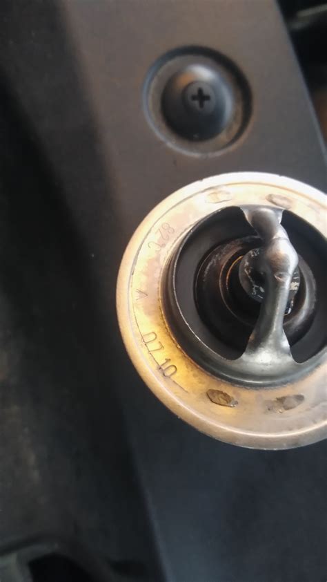 замена термостата на цивик 5д — Honda Civic Hatchback (8G), 1,8 л, 2008 ...