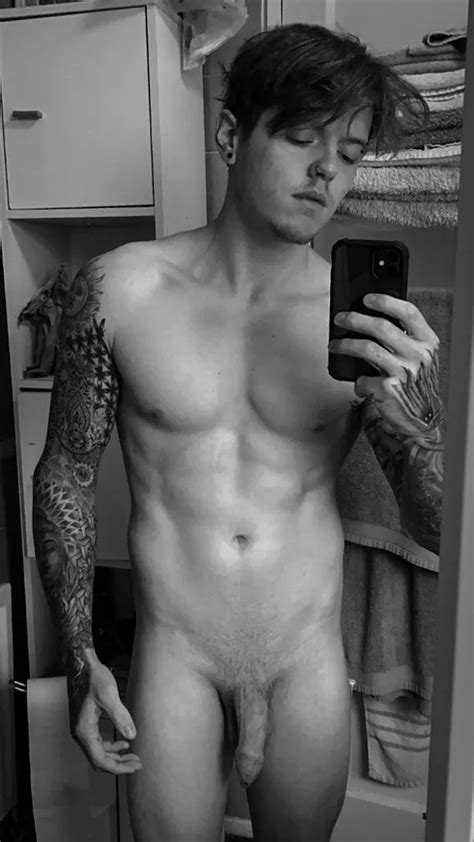 Enjoy What You See Nudes Gaynsfw Nude Pics Org