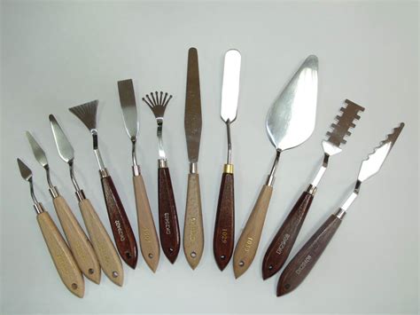 Акварель » Кисти и мастихины