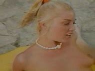 La Déchaînée nude pics page 1