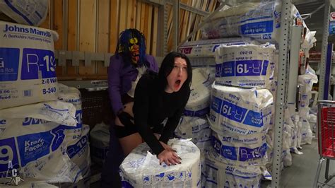 Raven Vice Fucks Stranger At Lowes XVIDEOS