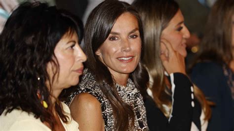 Las Tres Veces Que Han Pillado A Letizia En Bikini