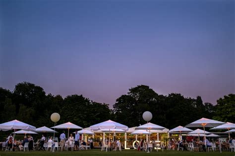 How To Decorate an Outdoor Party Tent - TechBullion