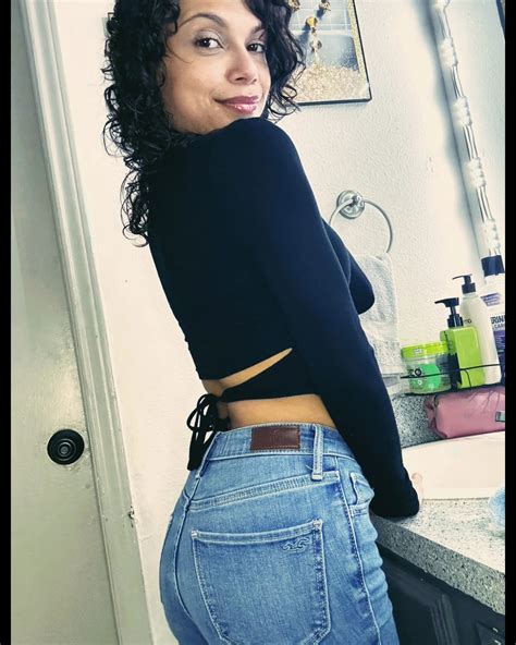 Should I Start Webcamming Nude Pics Xhamster