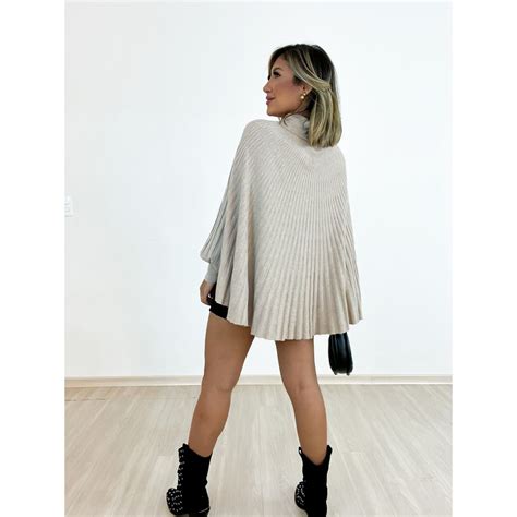 PONCHO TRICOT Nude CAROLLA FERRARO
