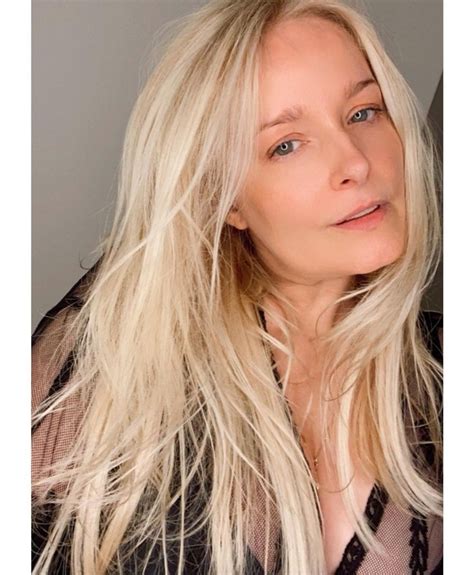 Luciana Vendramini Posta Fotos Ousadas E Brinca Sex Ta Revista