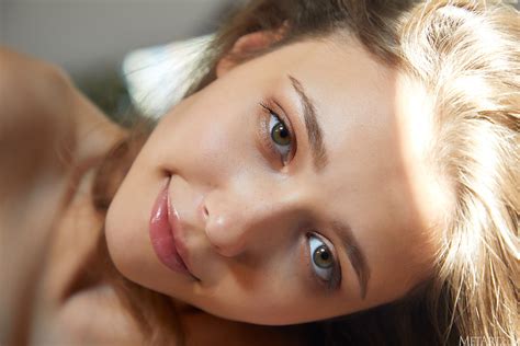 Mila Azul In Gold Metart 145 Porn Pic