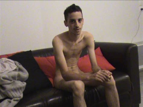 Nouvelles vidéos porno gay sur Gayfrenchkiss page