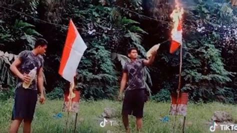 Pria Bakar Bendera Merah Putih Pelaku Diduga Warga Aceh Yang Tinggal