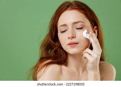 7 Thousand Beautiful Naked Redheads Royalty Free Images Stock Photos Pictures Shutterstock