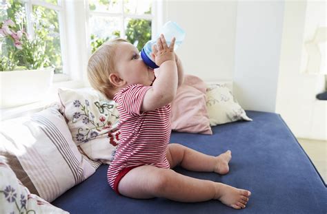 How To Cool A Baby Down In Hot Weather Tips Parent Needs To Know