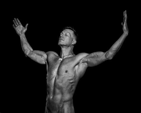 Athletic Nudes with Jonny — Mark Ruddick Photography