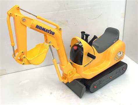 1208b16 ショベルカー 子供用 PC01 コマツ バックホー パワーショベル KOMATSU マイクロショベル 子供おもちゃ 乗用玩具 ...