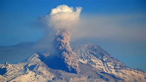 70 Magnitude Earthquake Triggers Russian Volcano Eruption And Ash