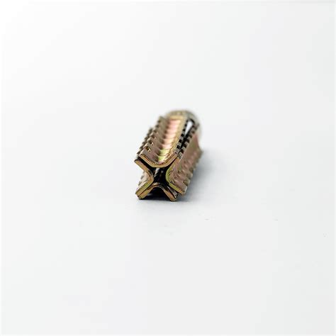 Metall-Universal-Dübel - JOKER INDUSTRIAL CO., LTD