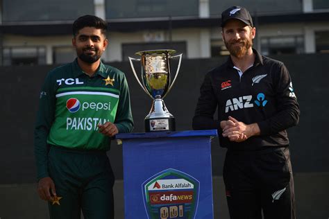 Pak Vs Nz थम नहीं रहा पाकिस्तान क्रिकेट में मचा बवाल अब उपकप्तान को