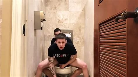 Free Under The Stall Gay Porn Videos XHamster