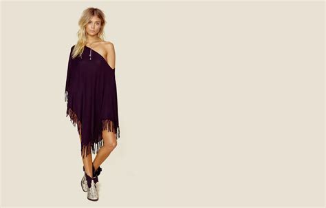 Wallpaper Woman Model Blonde Cute High Heels Long Haired Tanned Poncho For Mobile And