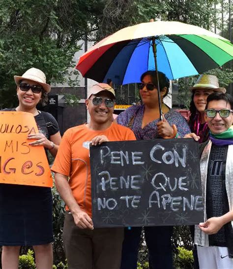 Los Mejores Carteles De La Marcha Gay Gaypride Actitudfem