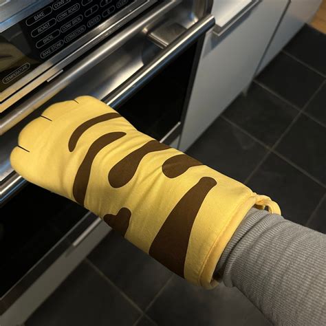 Cute Cat Paws Oven Mitts, Baking Oven Gloves, Anti-scald, Microwave