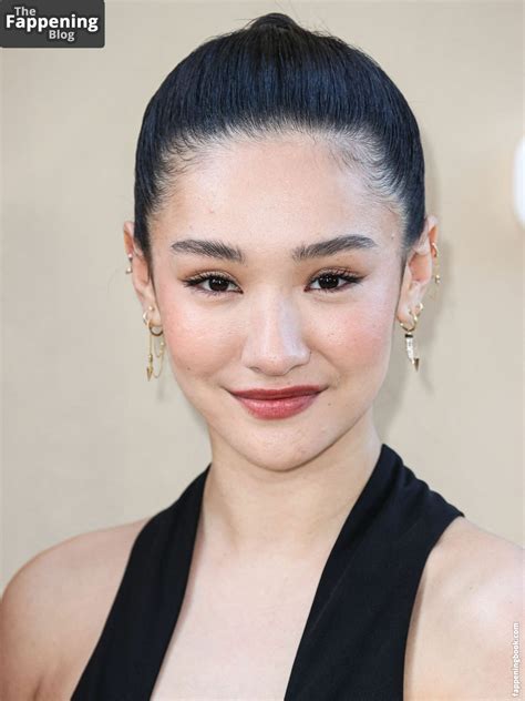 Minnie Mills Nude OnlyFans Leaks Fappening FappeningBook