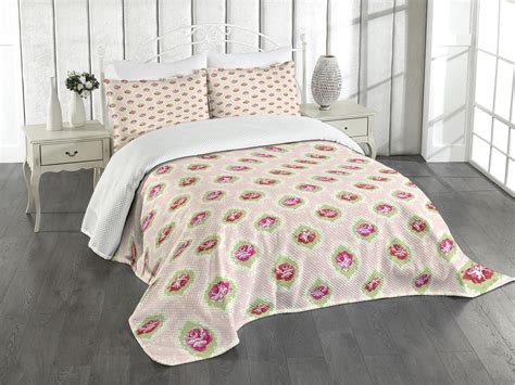 Ambesonne Shabby Flora Quilted Bedspread Set 3 Pcs Rose Damask Old