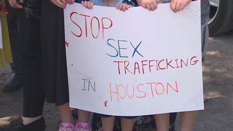 Activists Gather For Vigil Caravan To End Sex Trafficking Khou