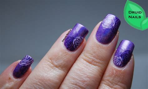 Druid Nails: 40 Great Nail Art Ideas - Violet roses