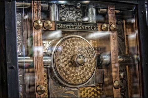 Looks Almost Steampunk Beautiful Vaults In 2019 Vault Doors Banks